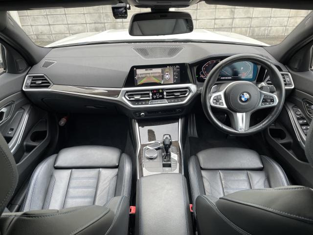 3シリーズセダン320i Mスポーツ