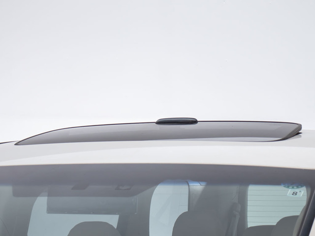 ★サンルーフ★&zwnj;人気装備のサンルーフ装着!開放的な空間をお楽しみいただけます!