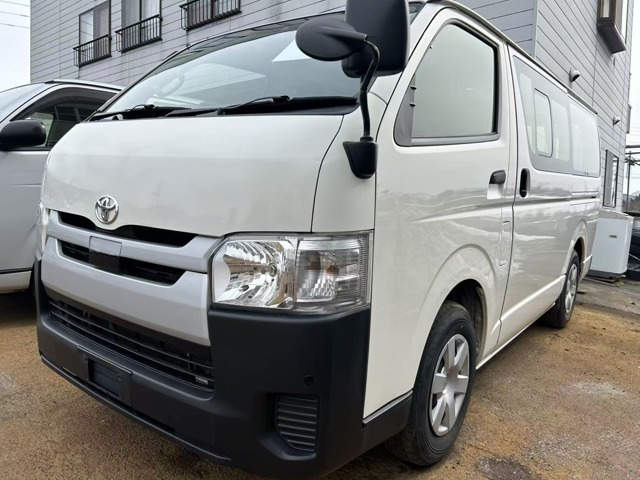 ハイエースバン2.8 DX ロング ディーゼル 4WD