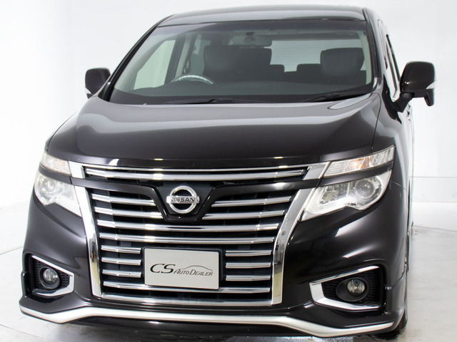 ★フロントビュー★グリル交換、エアロ取り付け等、カスタムもお任せください!