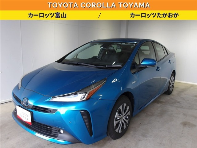 プリウス1.8 A E-Four 4WD