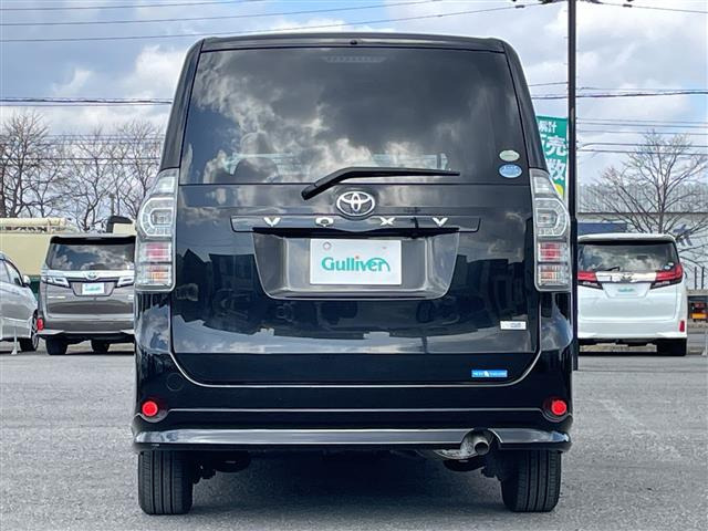 ヴォクシー2.0 トランスX 4WD