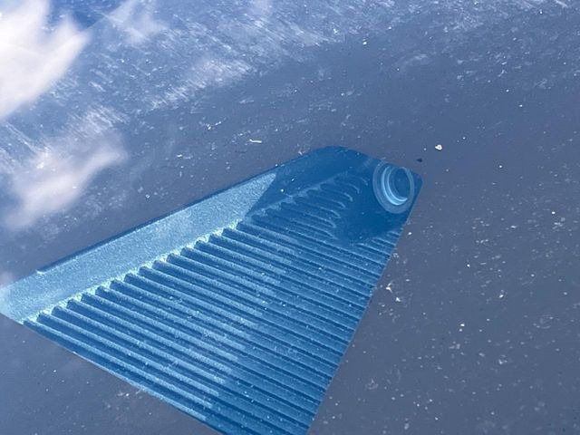 �y�X�}�[�g�u���[�L�T�|�[�g�z���s���ɑO���̎ԗ�����F�����A�Փ˂������Ȏ��͌x��ƃu���[�L�ŏՓˉ���Ɣ�Q�y�����A�V�X�g�B�����S�Ƀh���C�u�����y���݂��������܂��B