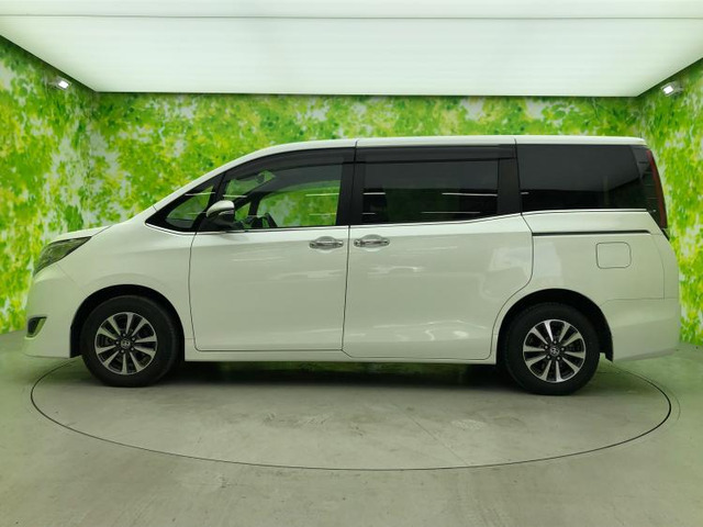 エスクァイアハイブリッド1.8 Gi