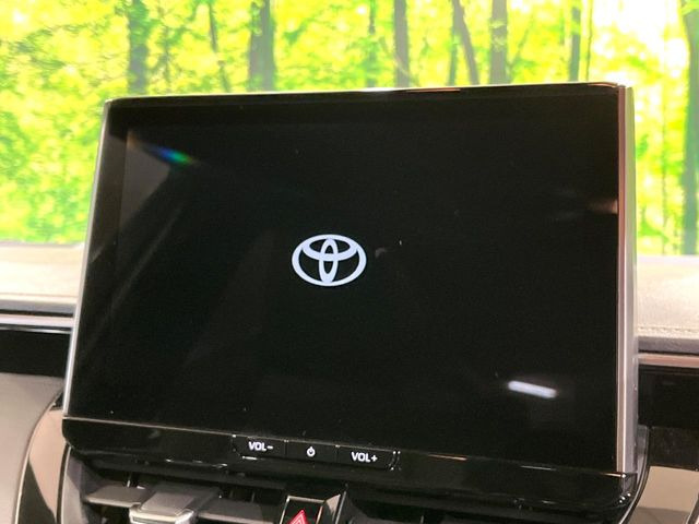 �y10.5�C���` �f�B�X�v���C�I�[�f�B�I�z���ʂ̃f�B�X�v���C��AppleCarPlay��AndroidAuto�����p�\�B�傫�ȉ�ʂŃX�}�z�i�r�A�v���������p���������܂���