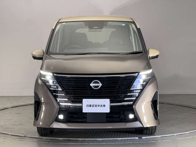 セレナ1.4 e-4ORCE ハイウェイスターV 4WD