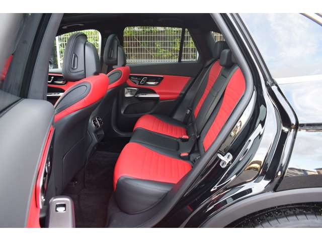 GLC220d 4マチック (ISG) AMGラインパッケージ  4WD