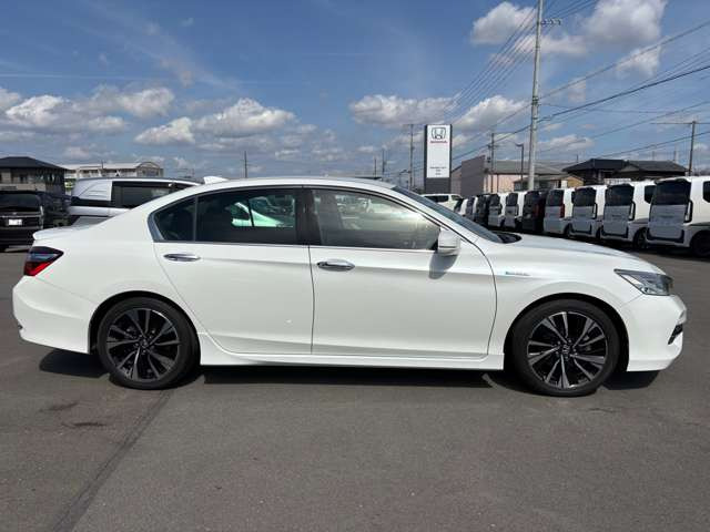 アコードハイブリッド2.0 EX