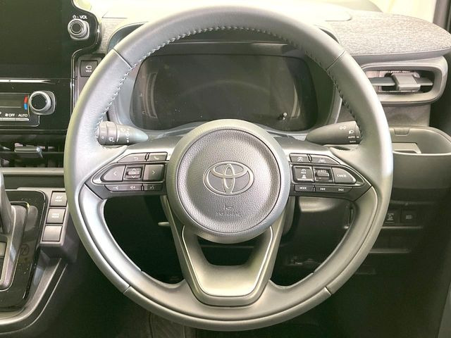 �y�����v�����X�e�A�����O�z�㎿�Ȋv���g�p���邱�ƂŁA��ɂ����������݂ƂĂ��^�]���₷���n���h���ł���