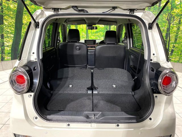 ���i�̂���������ʋ΁A���}���ɏ\���ȉ׎��X�y�[�X���m�ۂ��Ă���܂��B�Z�J���h�V�[�g��|���ƁA�傫�ȉו��̐ύڂ��\�ł���