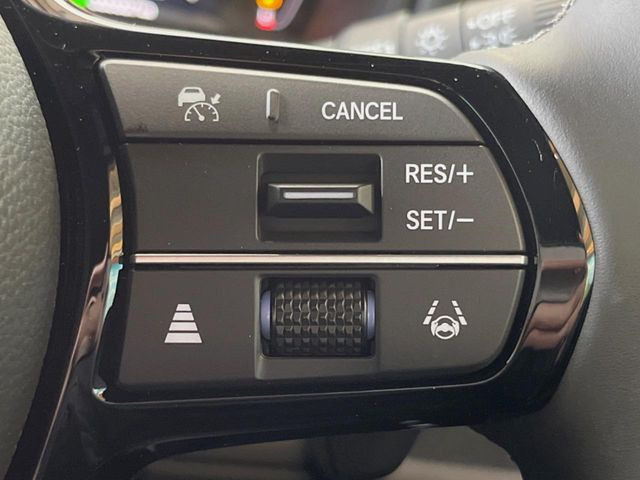 �y�A�_�v�e�B�u�N���[�Y�R���g���[���z�������H�ł̒��������s���y��!!�����ő��x��ۂN���[�Y�R���g���[�����A�Փˌy���V�X�e���ƘA�g���A�O���̎ԗ������m���ĎԊԂ�ۂ悤�ɑ��x���߂��Ă���܂�!!