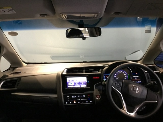 フィット1.5 ハイブリッド Fパッケージ