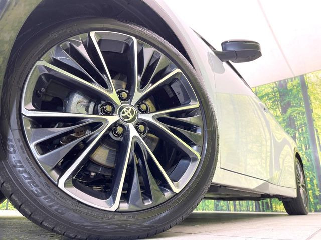 �y����19�C���`�A���~�z�C�[���z�O�ςɃ}�b�`���������A���~�z�C�[���𑕒����Ă���܂��B�e��ЊO�A���~�z�C�[����A�X�^�b�h���X�^�C�����戵�����Ă���܂��B���񂲑��k����������