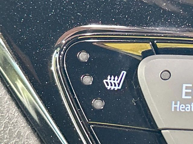 �y�V�[�g�q�[�^�[�z�������ɏd�󂷂�V�[�g�q�[�^�[!�G�A�R����葁�����܂��Ă����̂Ŋ�����̐l�����S�ł��ˁ�G�A�R���̉����͊������邩����A�Ƃ������ɂ����������߂ł��B