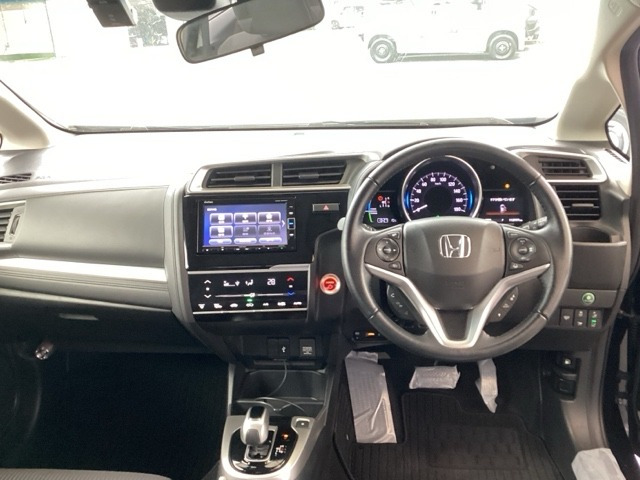 フィット1.5 ハイブリッド L ホンダセンシング