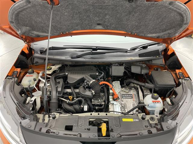 ノート1.2 X FOUR 4WD