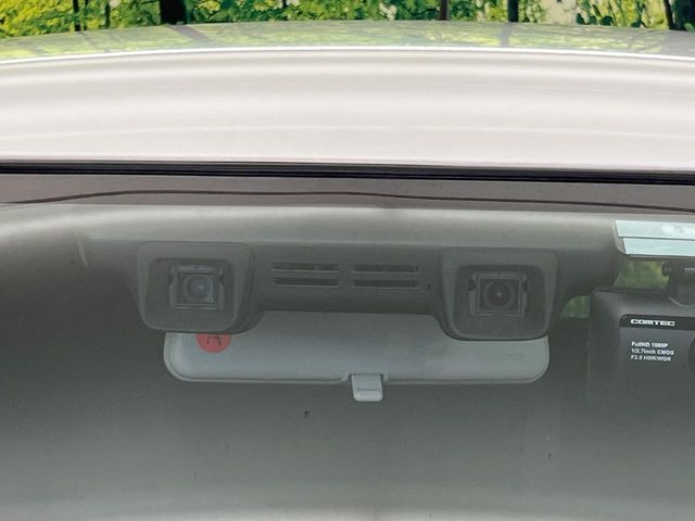 �y�X�Y�L �Z�[�t�e�B�T�|�[�g�z���s���ɑO���̎ԗ�����F�����A�Փ˂������Ȏ��͌x��ƃu���[�L�ŏՓˉ���Ɣ�Q�y�����A�V�X�g�B�����S�Ƀh���C�u�����y���݂��������܂��B