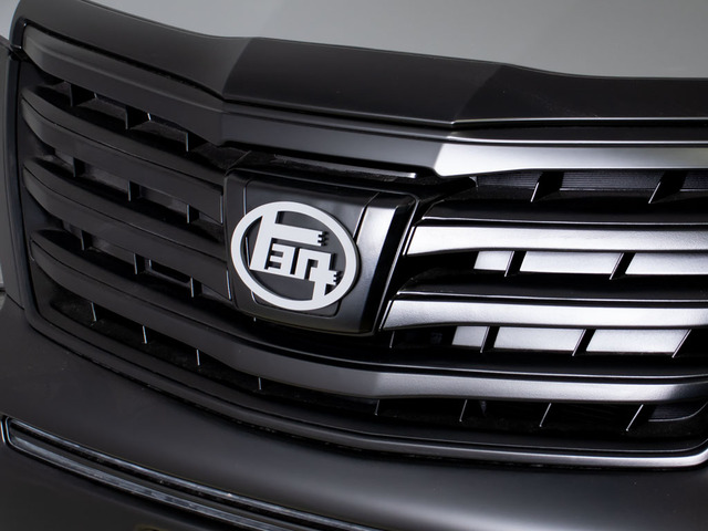 ★フロントビュー★グリル交換、エアロ取り付け等、カスタムもお任せください!