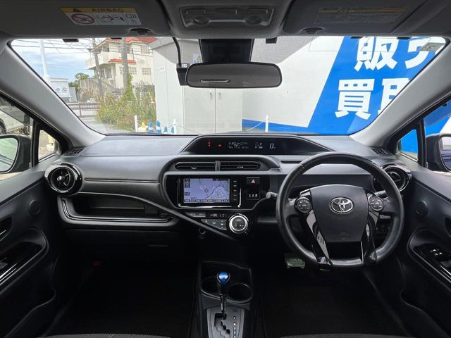 アクア1.5 S スタイルブラック