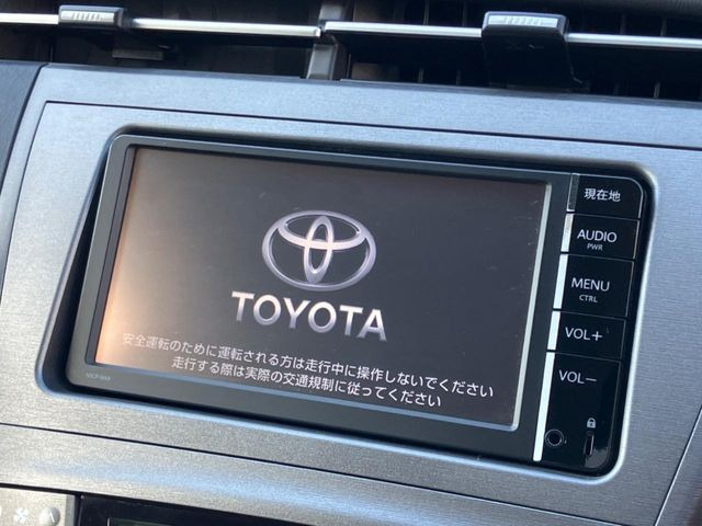 �y�����i�r�z�l�C�̏����i�r�𑕔����Ă���܂��B�i�r�̎g���₷���͂������A�I�[�f�B�I�@�\���[��!�L�����v�◷�s�͂������A�ʋ΂┃�����ȂǕ��i�̃h���C�u���y�����Ȃ�͂���