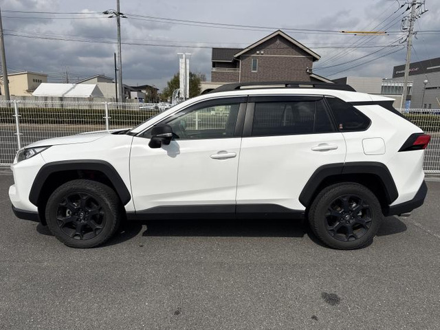 RAV42.0 アドベンチャー オフロードパッケージ II 4WD