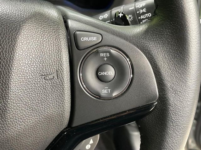 �y�N���[�Y�R���g���[���z�������H�����N���N���s�B�A�N�Z���𗣂��Ă���葬�x�ő��s���ł��A�������^�]���̕��S���y��!�����E�������ȒP�ȃX�C�b�`����Œ����ł��܂��B