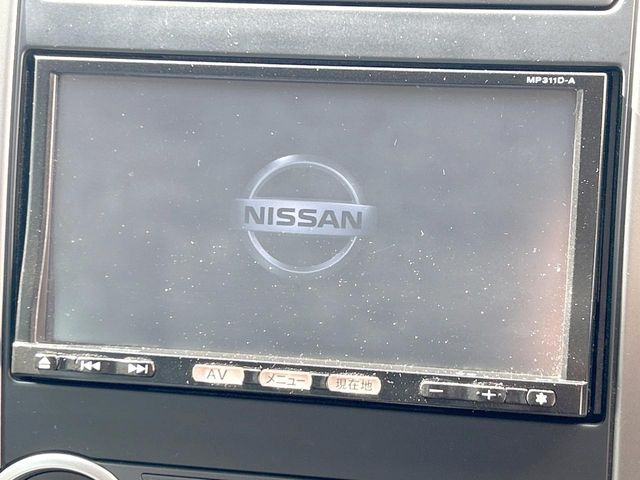 �y�����i�r�z�l�C�̏����i�r�𑕔����Ă���܂��B�i�r�̎g���₷���͂������A�I�[�f�B�I�@�\���[��!�L�����v�◷�s�͂������A�ʋ΂┃�����ȂǕ��i�̃h���C�u���y�����Ȃ�͂���