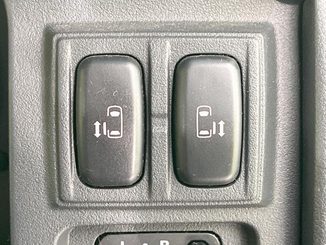 �y�����p���[�X���C�h�h�A�z�X�}�[�g�L�[��^�]�Ȃ̃X�C�b�`�Ō�ȗ����X���C�h�h�A�̊J���\���d��������͂����ăh�A���J����K�v�������A�����Ȃ��q�l�ł��ȒP�ɊJ���߂ł����K�ł���