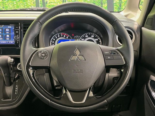 �y�����v�����X�e�A�����O�z�㎿�Ȋv���g�p���邱�ƂŁA��ɂ����������݂ƂĂ��^�]���₷���n���h���ł���