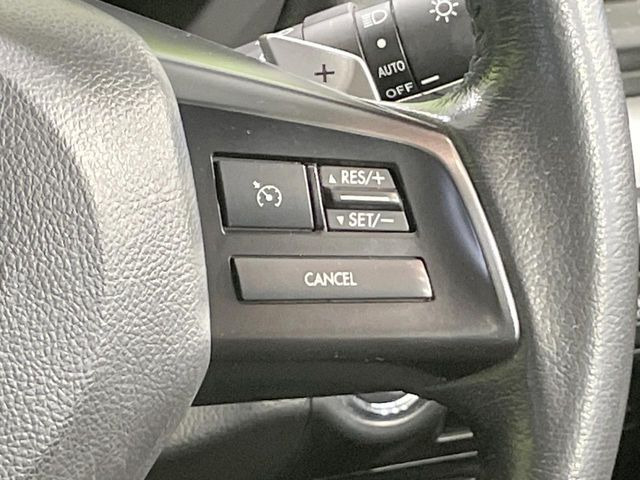 �y�N���[�Y�R���g���[���z�������H�����N���N���s�B�A�N�Z���𗣂��Ă���葬�x�ő��s���ł��A�������^�]���̕��S���y��!�����E�������ȒP�ȃX�C�b�`����Œ����ł��܂��B