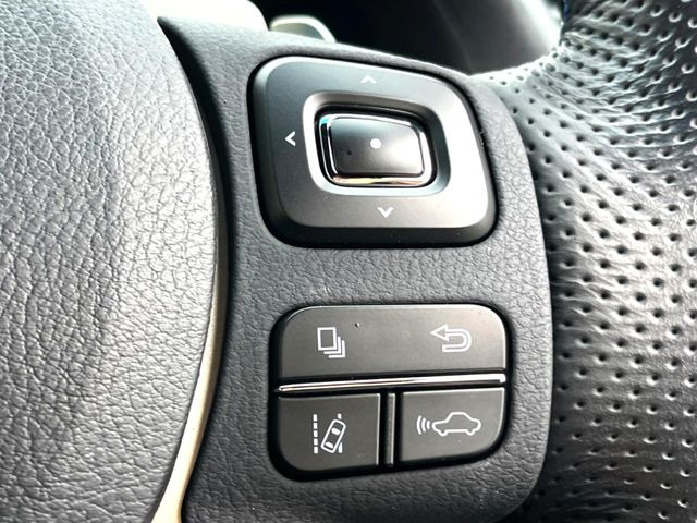 �y�v���N���b�V���Z�[�t�e�B�z�O���̎ԗ��������m���A�Փ˂������Ȏ��͌x��Œ��ӂ𑣂��A�u���[�L�𓥂ޗ͂��T�|�[�g�B�u���[�L�𓥂߂Ȃ������ꍇ�͏Փ˔�Q�y���u���[�L���쓮�A�Փˉ�����T�|�[�g���܂��B