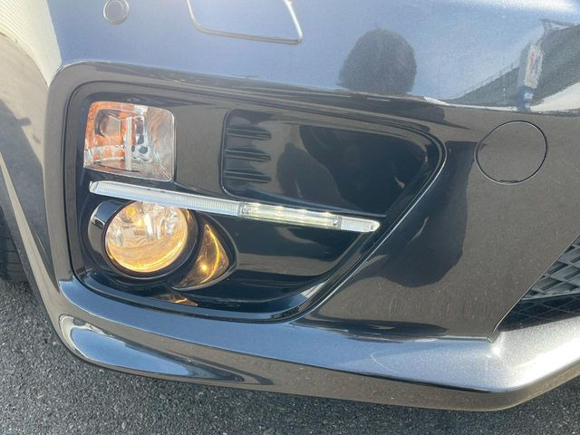 �yLED�A�N�Z�T���[���C�i�[�z