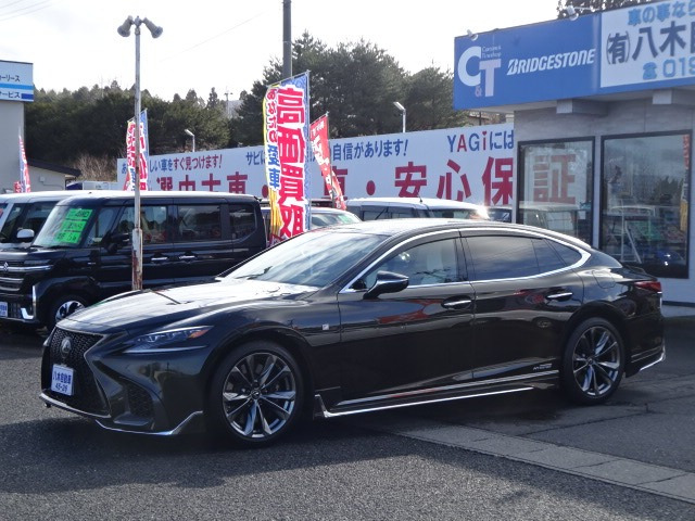 LS500h Fスポーツ 4WD