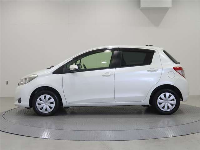 ヴィッツ1.3 F シエル