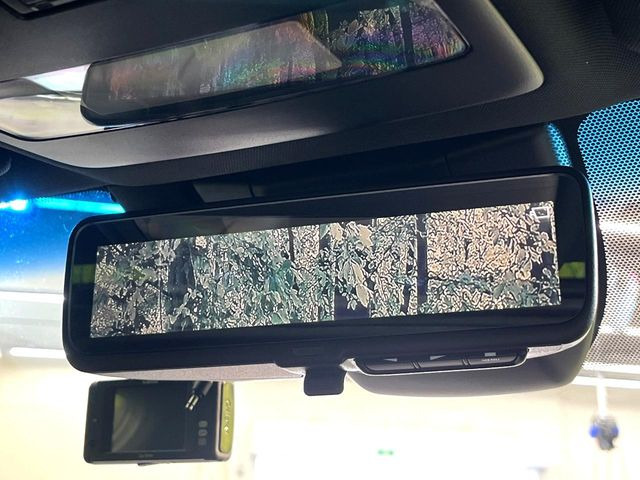 �y�f�W�^���C���i�[�~���[�z��Ȃ̑傫�ȉו��⓯��҂Ō�����m�F���Â炢���ł����S!�J�������B�e�����ԗ�����̉f�������[���~���[���ɕ\���B�N���A�Ȏ��E�ŏ󋵂̊m�F���\�ł�!