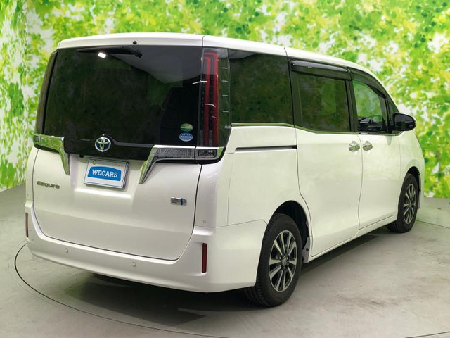 エスクァイアハイブリッド1.8 Gi