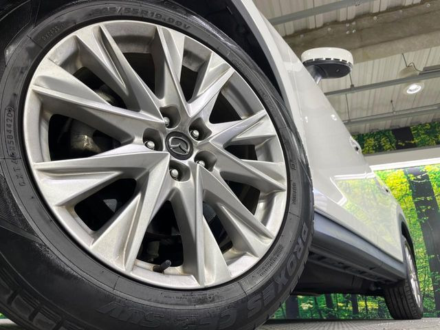 �y����19�C���`�A���~�z�C�[���z�O�ςɃ}�b�`���������A���~�z�C�[���𑕒����Ă���܂��B�e��ЊO�A���~�z�C�[����A�X�^�b�h���X�^�C�����戵�����Ă���܂��B���񂲑��k����������