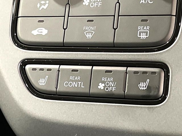 �y�V�[�g�q�[�^�[�z�������ɏd�󂷂�V�[�g�q�[�^�[!�G�A�R����葁�����܂��Ă����̂Ŋ�����̐l�����S�ł��ˁ�G�A�R���̉����͊������邩����A�Ƃ������ɂ����������߂ł��B