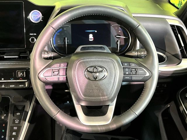 �y�����v�����X�e�A�����O�z�㎿�Ȋv���g�p���邱�ƂŁA��ɂ����������݂ƂĂ��^�]���₷���n���h���ł���