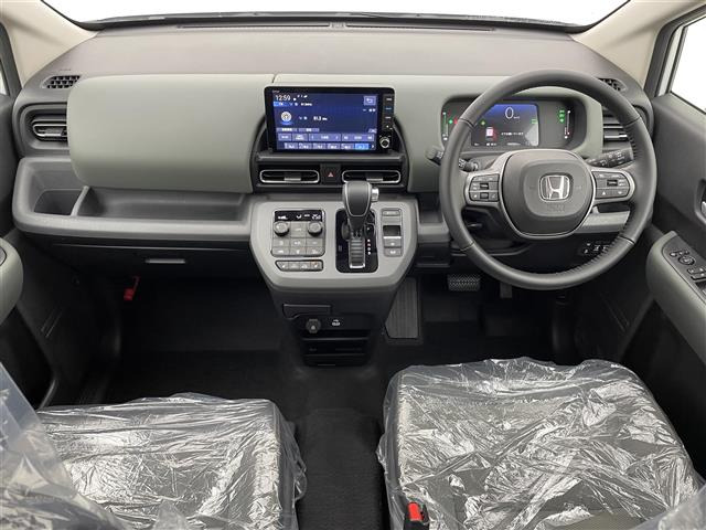 フリード1.5 e:HEV クロスター 4WD