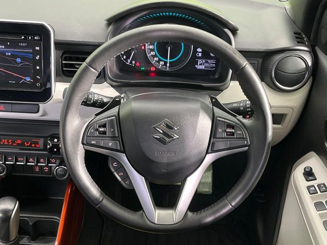 �y�����v�����X�e�A�����O�z�㎿�Ȋv���g�p���邱�ƂŁA��ɂ����������݂ƂĂ��^�]���₷���n���h���ł���