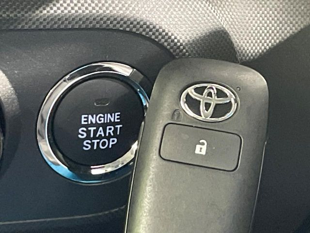 �y�X�}�[�g�L�[�z�J�o����|�P�b�g�ɓ��ꂽ�܂܂ł��h�A�̎{���E�������\�ȃX�}�[�g�L�[�𑕔��B�G���W���̃I���E�I�t�����J�M�����o���K�v����������Ƃ��Ă��֗��ł���