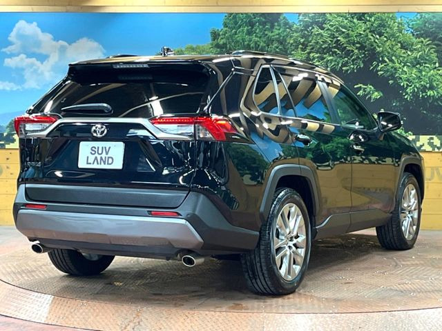 ☆全国のネクステージからお取り寄せが可能※!遠方の店舗に展示してあるクルマが気になる場合も、最寄りの店舗でご覧いただくことが可能です!是非私たちに要望をお聞かせください!※別途費用