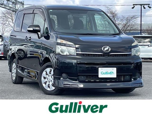 ヴォクシー2.0 トランスX 4WD