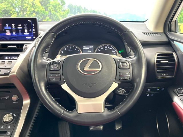 �y�����v�����X�e�A�����O�z�㎿�Ȋv���g�p���邱�ƂŁA��ɂ����������݂ƂĂ��^�]���₷���n���h���ł���