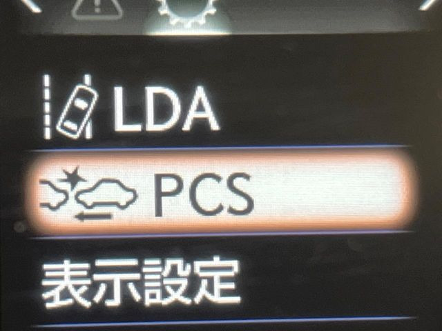 �y�v���N���b�V���Z�[�t�e�B�z�O���̎ԗ��������m���A�Փ˂������Ȏ��͌x��Œ��ӂ𑣂��A�u���[�L�𓥂ޗ͂��T�|�[�g�B�u���[�L�𓥂߂Ȃ������ꍇ�͏Փ˔�Q�y���u���[�L���쓮�A�Փˉ�����T�|�[�g���܂��B