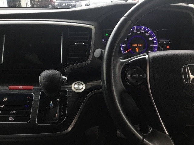 オデッセイ2.4 アブソルート 20thアニバーサリー