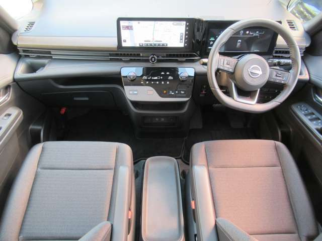 セレナ1.4 e-POWER ハイウェイスターV