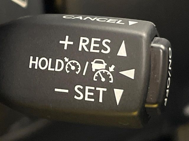 �y���[�_�[�N���[�Y�R���g���[���z�������H�ł̒��������s���y��!!�����ő��x��ۂN���[�Y�R���g���[�����A�Փˌy���V�X�e���ƘA�g���A�O���̎ԗ������m���ĎԊԂ�ۂ悤�ɑ��x���߂��Ă���܂�!!