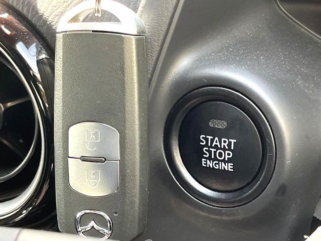 �y�A�h�o���X�g�L�[�z�J�o����|�P�b�g�ɓ��ꂽ�܂܂ł��h�A�̎{���E�������\�ȃX�}�[�g�L�[�𑕔��B�G���W���̃I���E�I�t�����J�M�����o���K�v����������Ƃ��Ă��֗��ł���